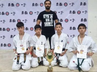 قهرمانی دماوند در مسابقات کاراته کشور